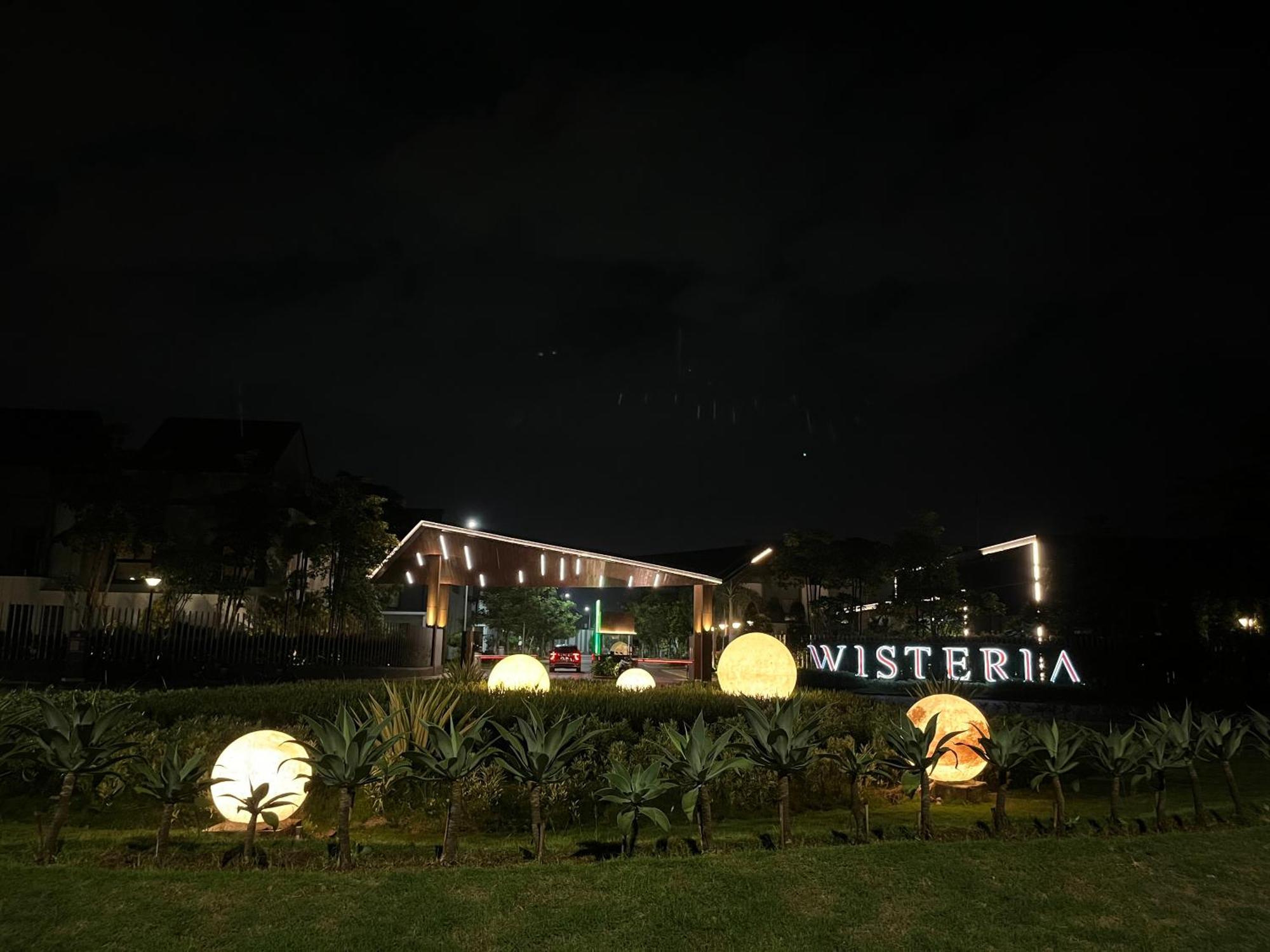 2 Floor Cozy House In Wisteria Jakarta Garden City المظهر الخارجي الصورة